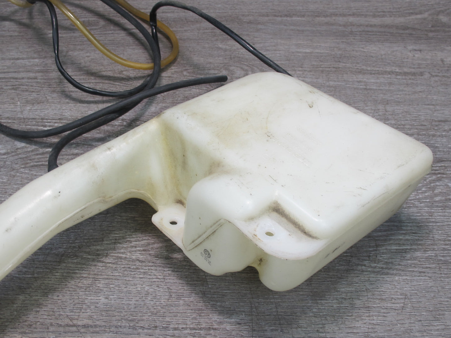 91-99 Mitsubishi 3000GT Front Windshield Washer Fluid Reservoir w Pump OEM