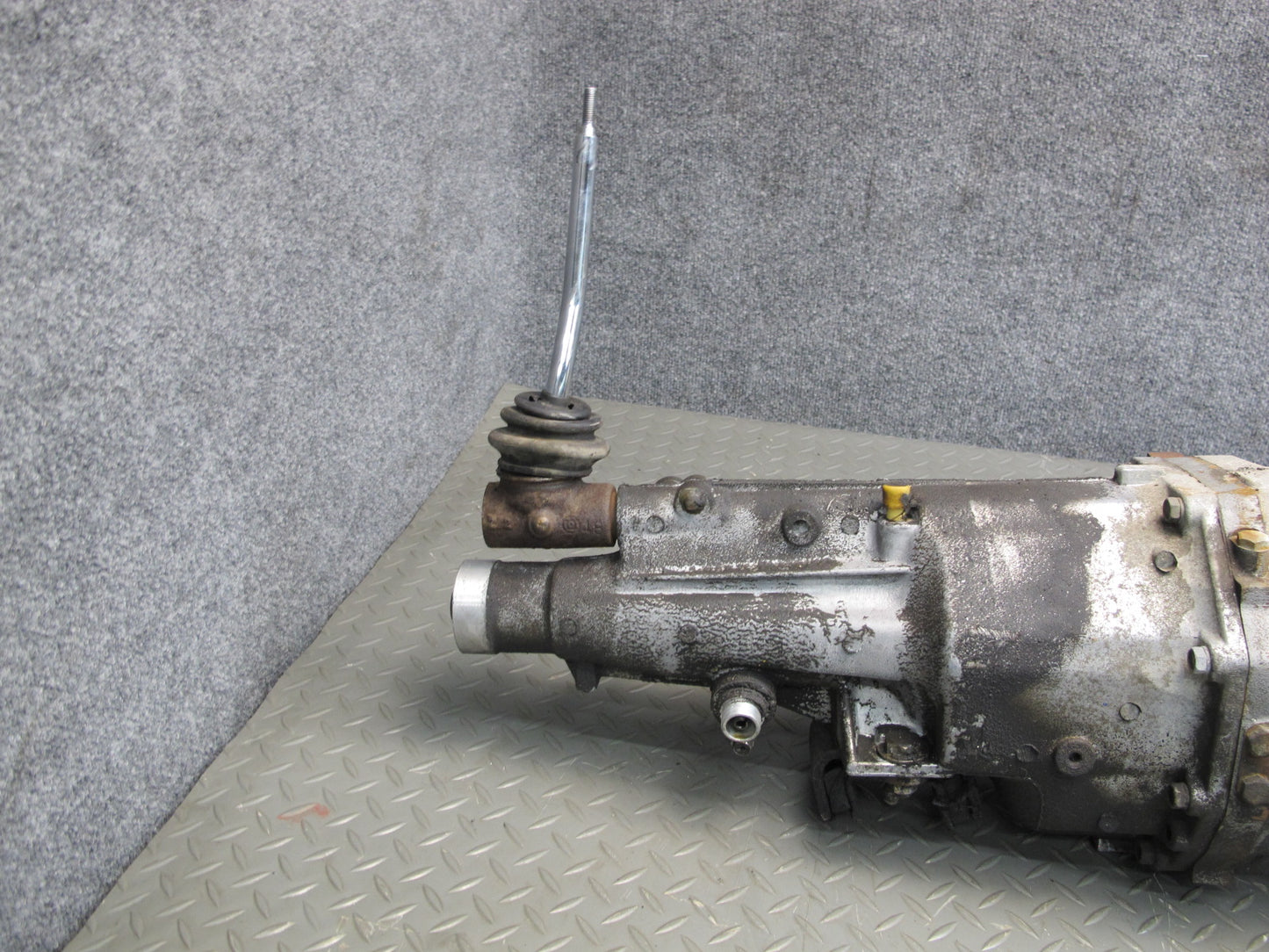 81-83 Datsun Nissan 280ZX L28E FS5W71B M/T Manual Transmission Close Ratio OEM