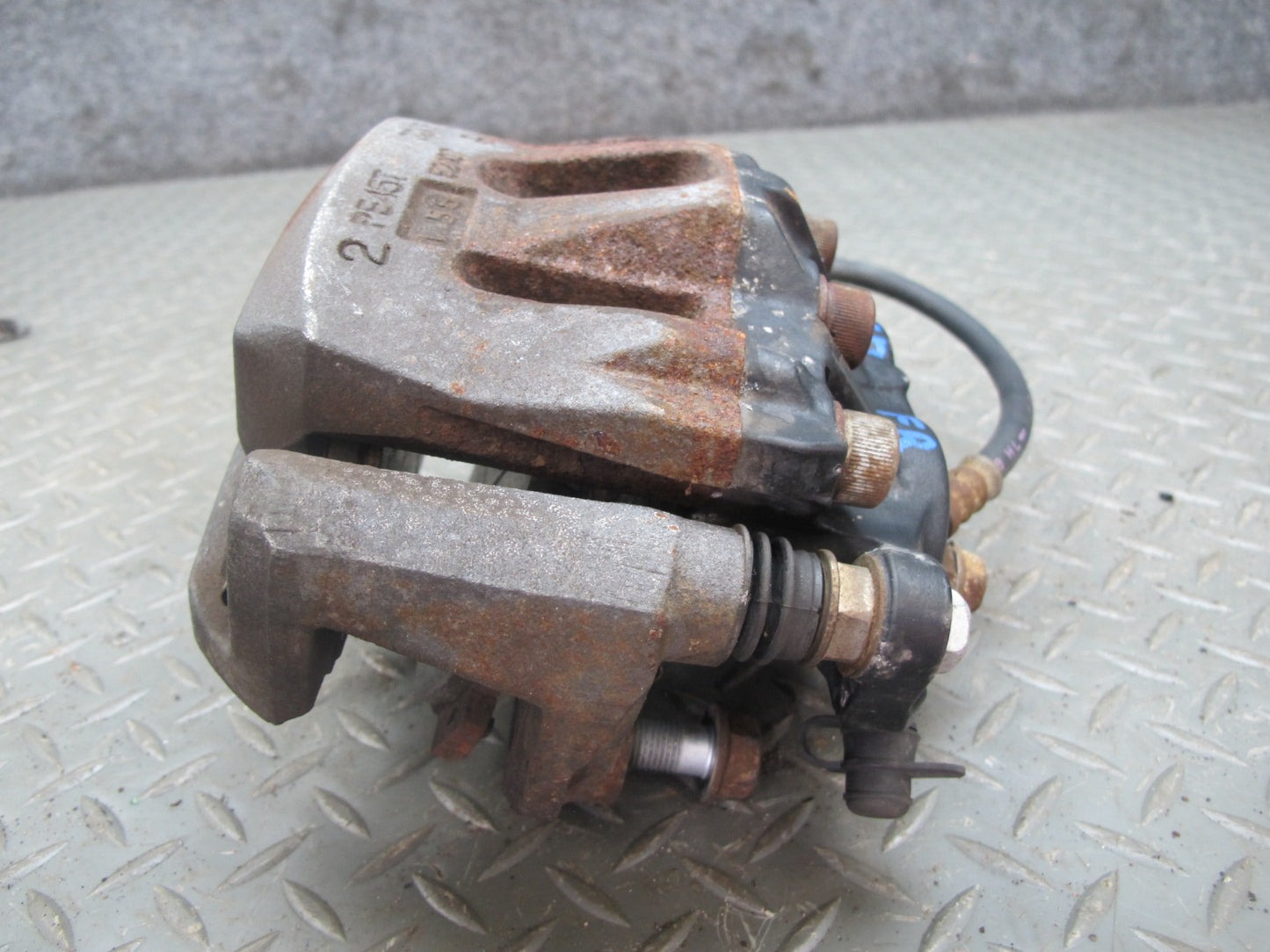 92-00 Lexus UZZ30L SC300 SC400 RWD Front Left & Right Brake Caliper Set OEM
