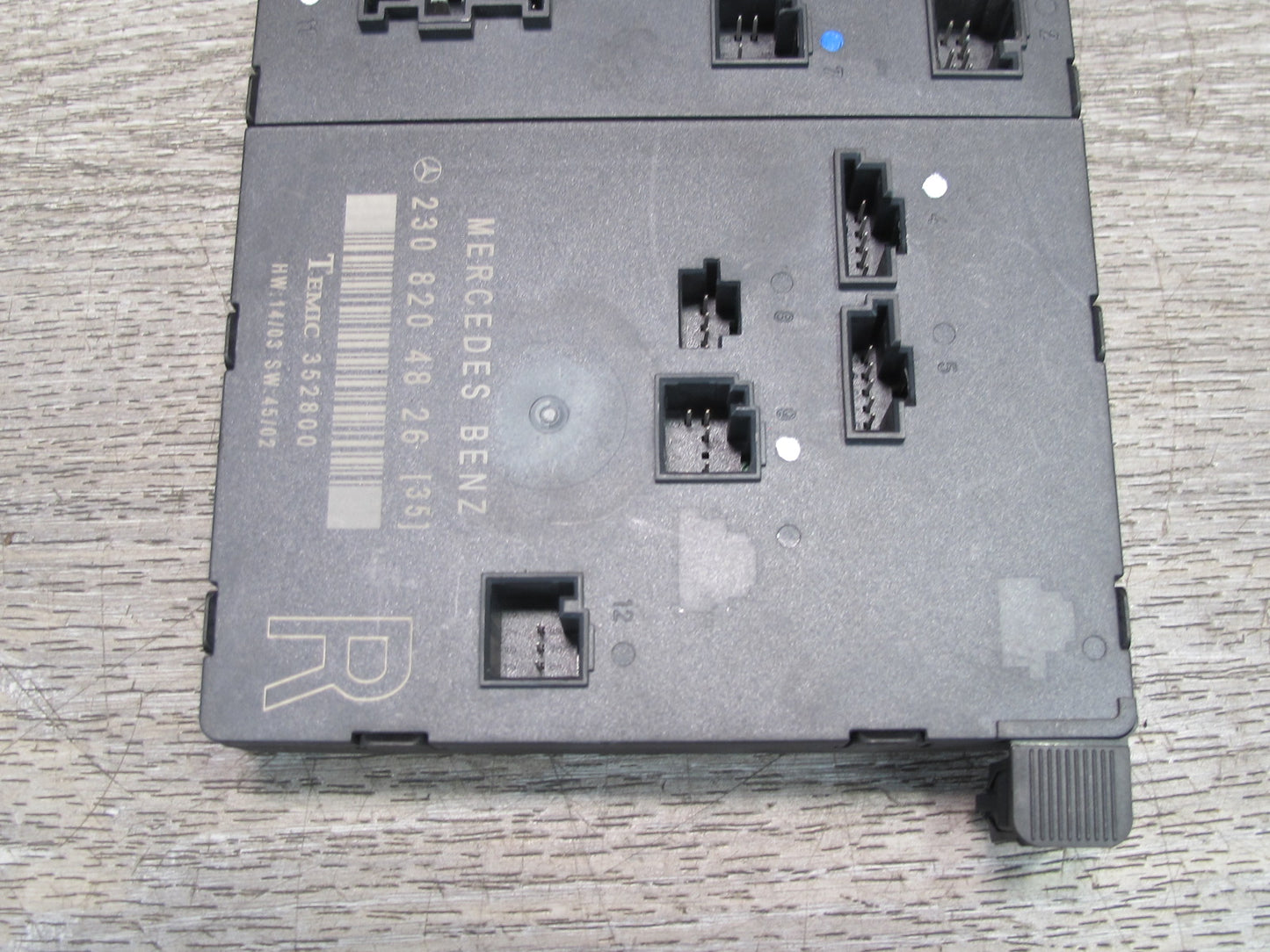 03-12 Mercedes R230 Sl-class Right Door Control Module 2308204826 OEM