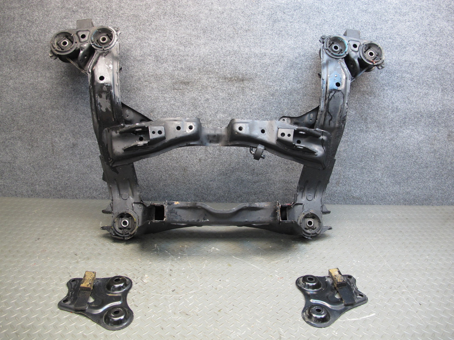 86-92 Toyota Supra MA71 Rear Suspension Subframe Crossmember Carrier OEM