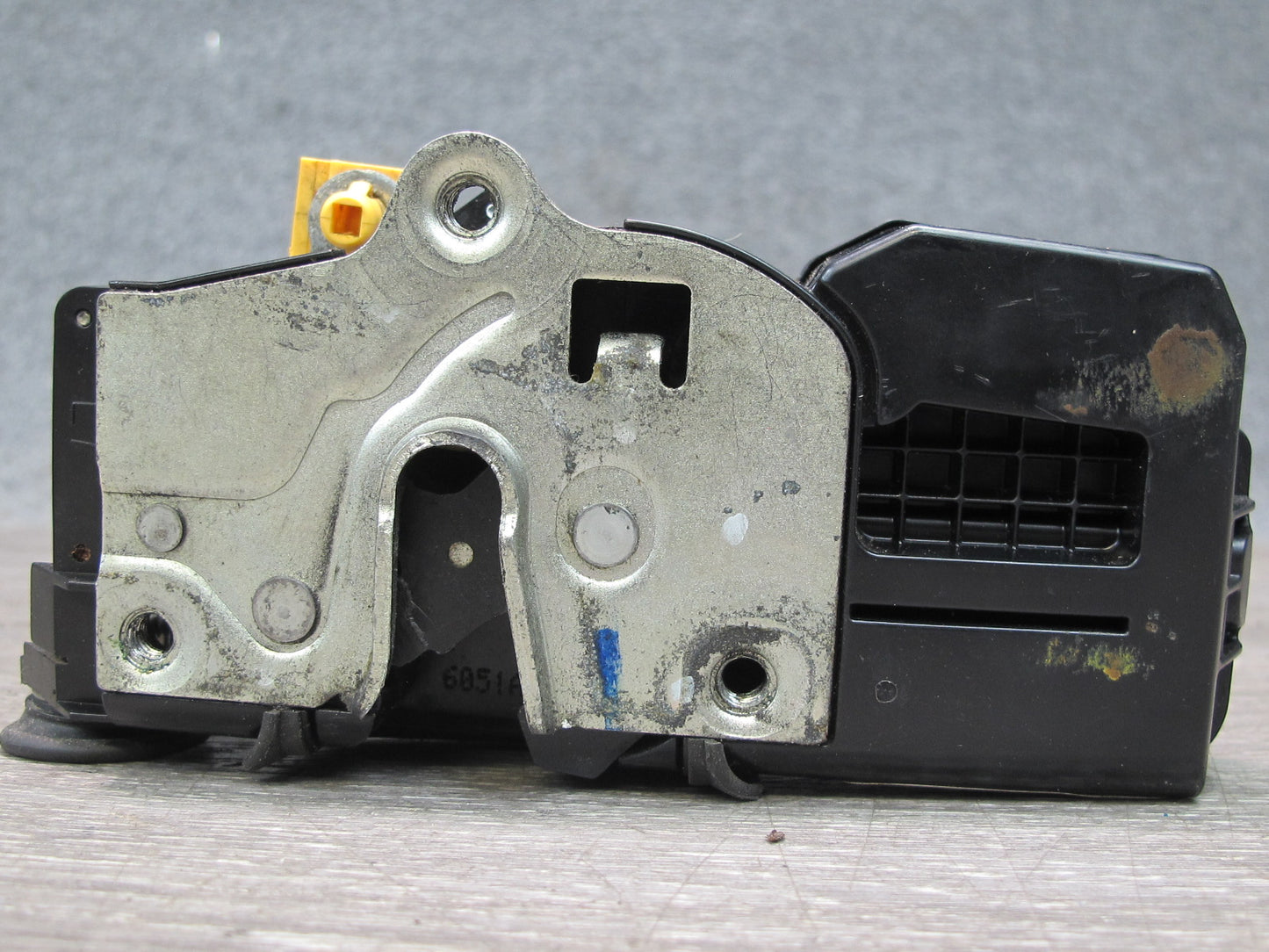 2003-2007 Hummer H2 Rear Left Driver Side Door Lock Latch Actuator