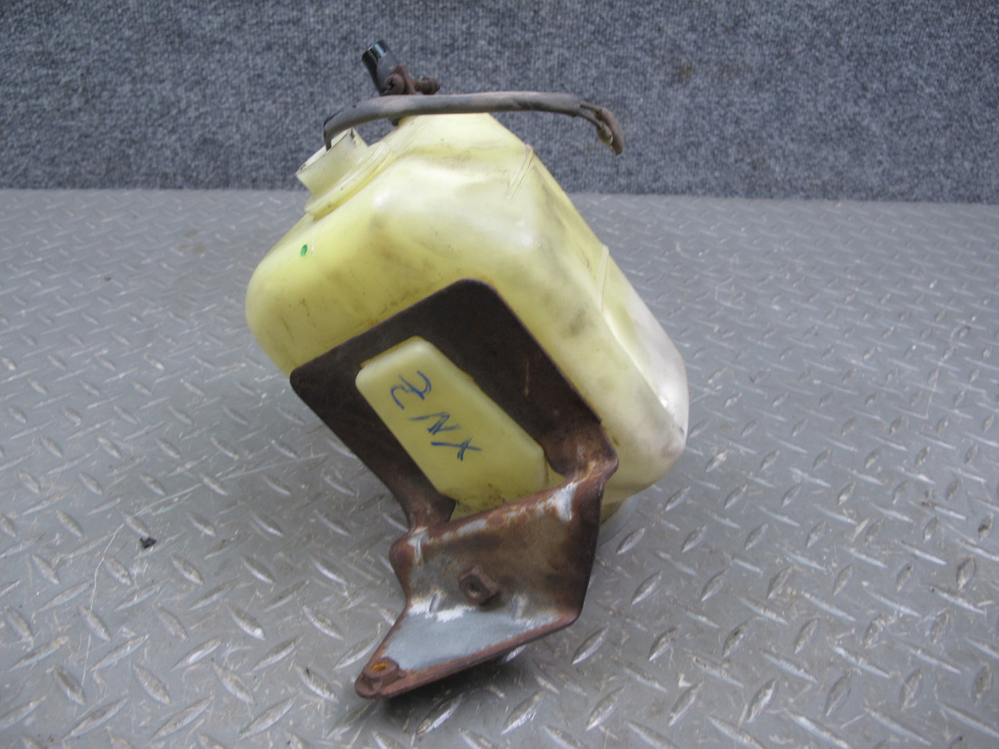 79-83 Datsun Nissan 280ZX S130 NA Engine Coolant Expansion Reservoir Tank OEM
