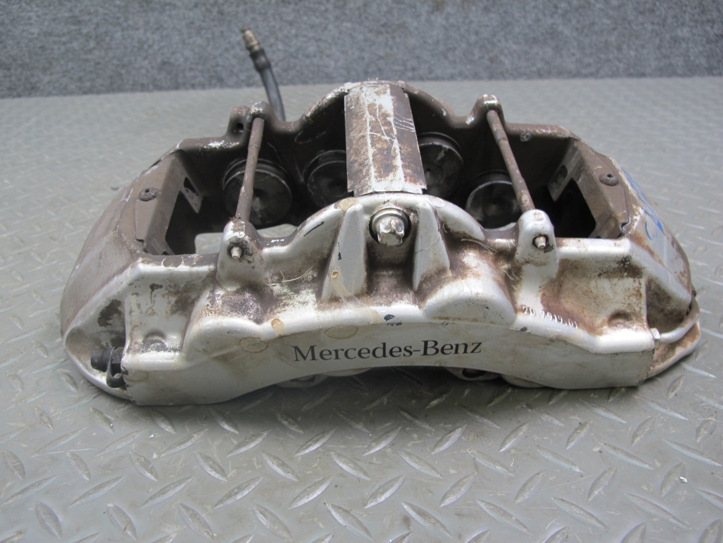 03-06 Mercedes R230 SL600 Set of 2 Front Right & Left Brembo Brake Caliper OEM