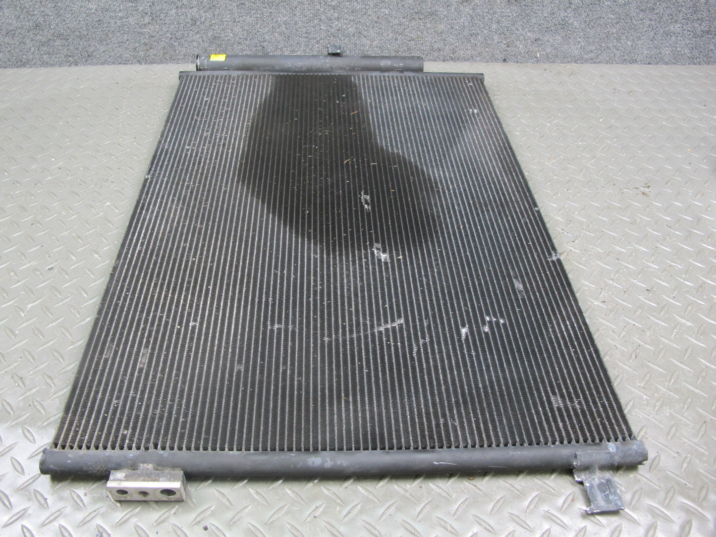 14-19 Maserati Ghibli M157 A/C Air Conditioning Condenser 670001594 OEM