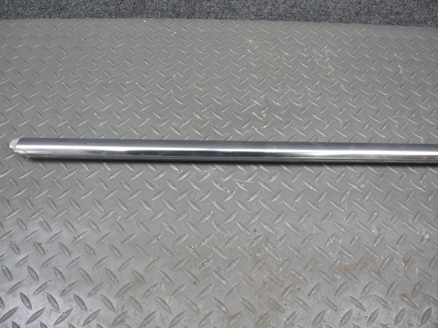 14-19 Maserati Ghibli Set of 4 Front Right & Left Door Molding OEM