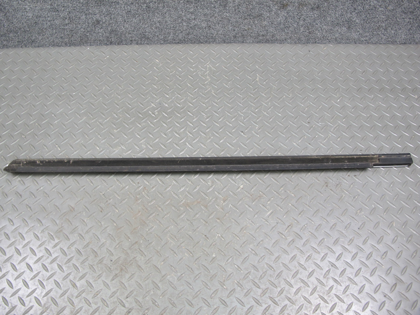 14-19 Maserati Ghibli Set of 4 Front Right & Left Door Molding OEM