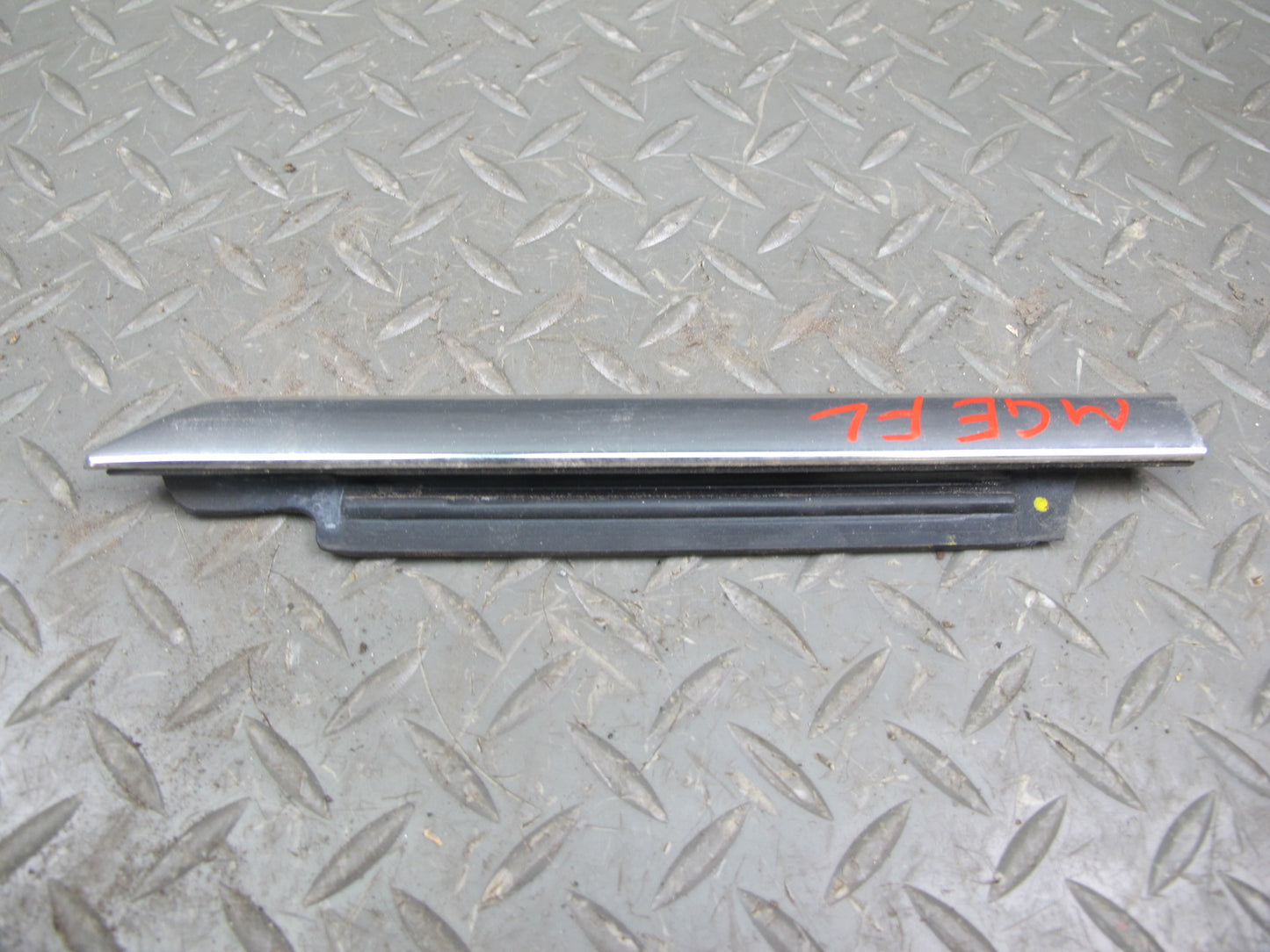 14-19 Maserati Ghibli Set of 4 Front Right & Left Door Molding OEM