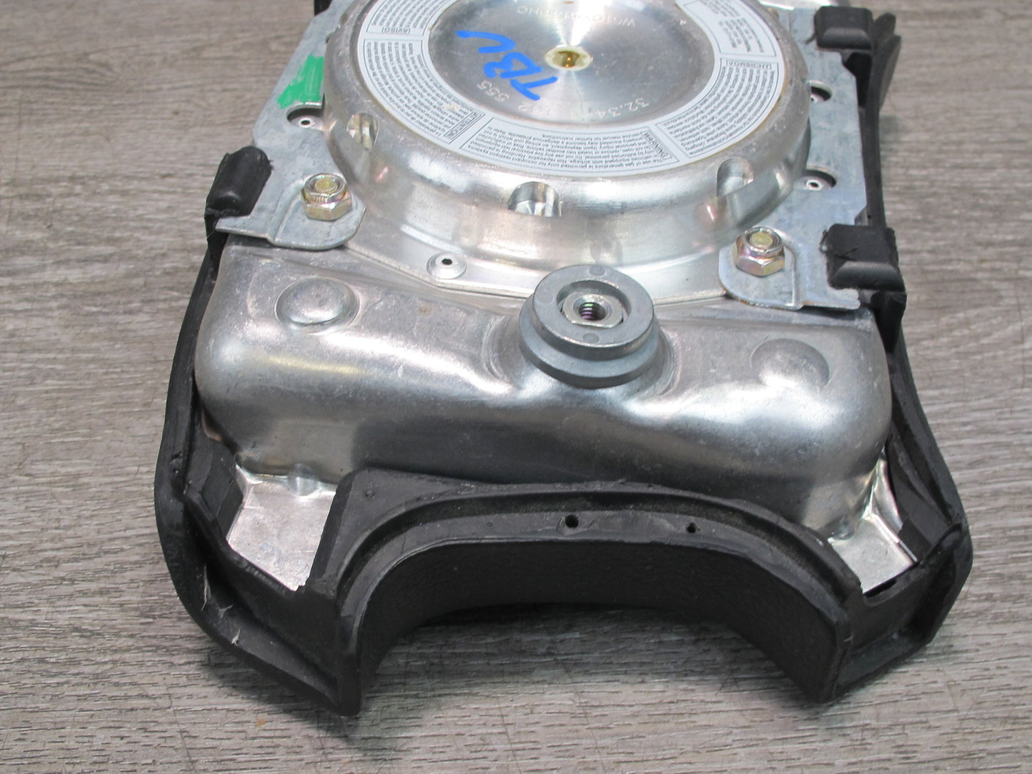 96-98 BMW E36 3-SERIES CONVERTIBLE FRONT LEFT DRIVER SIDE STEERING WHEEL SRS AIRBAG OEM