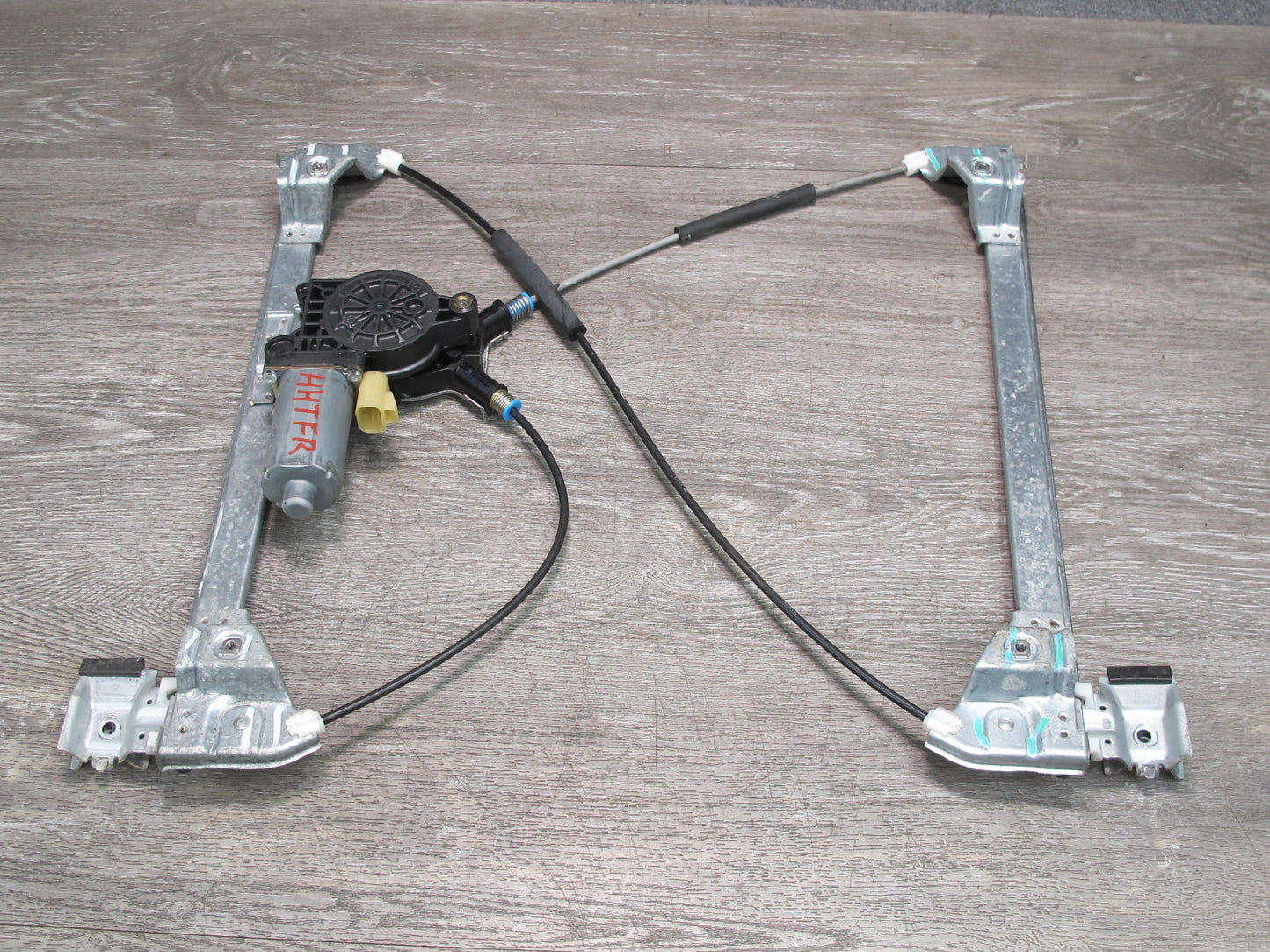 2003-2009 Hummer H2 Front Right Passenger Side Window Regulator W/ Power Motor