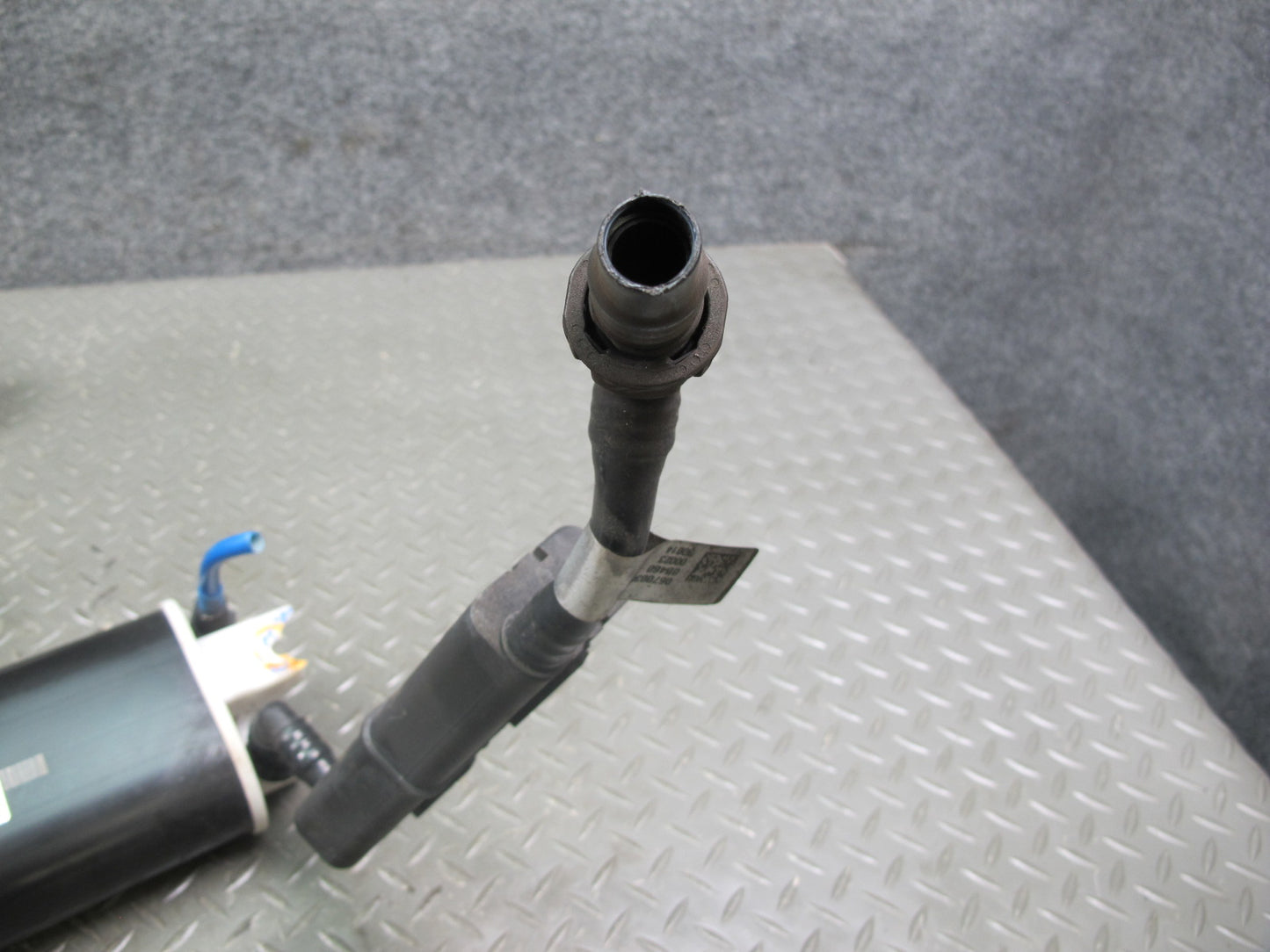 14-17 Maserati Ghibli Fuel Vapor Canister w Leak Detection Pump & Hose OEM