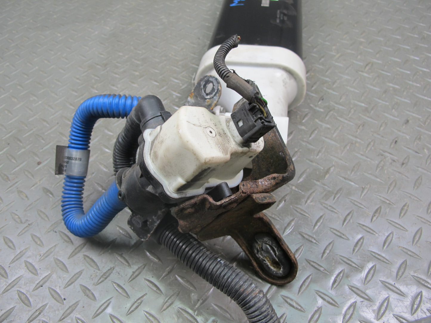 14-17 Maserati Ghibli Fuel Vapor Canister w Leak Detection Pump & Hose OEM
