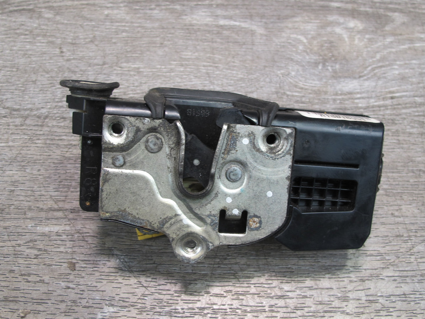 2003-2007 Hummer H2 Rear Right Passenger Side Door Lock Latch Actuator