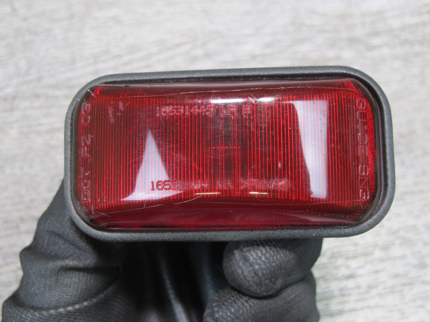 2003-2009 Hummer H2 Rear Upper Roof Clearance Marker Light Lamp Set of 3