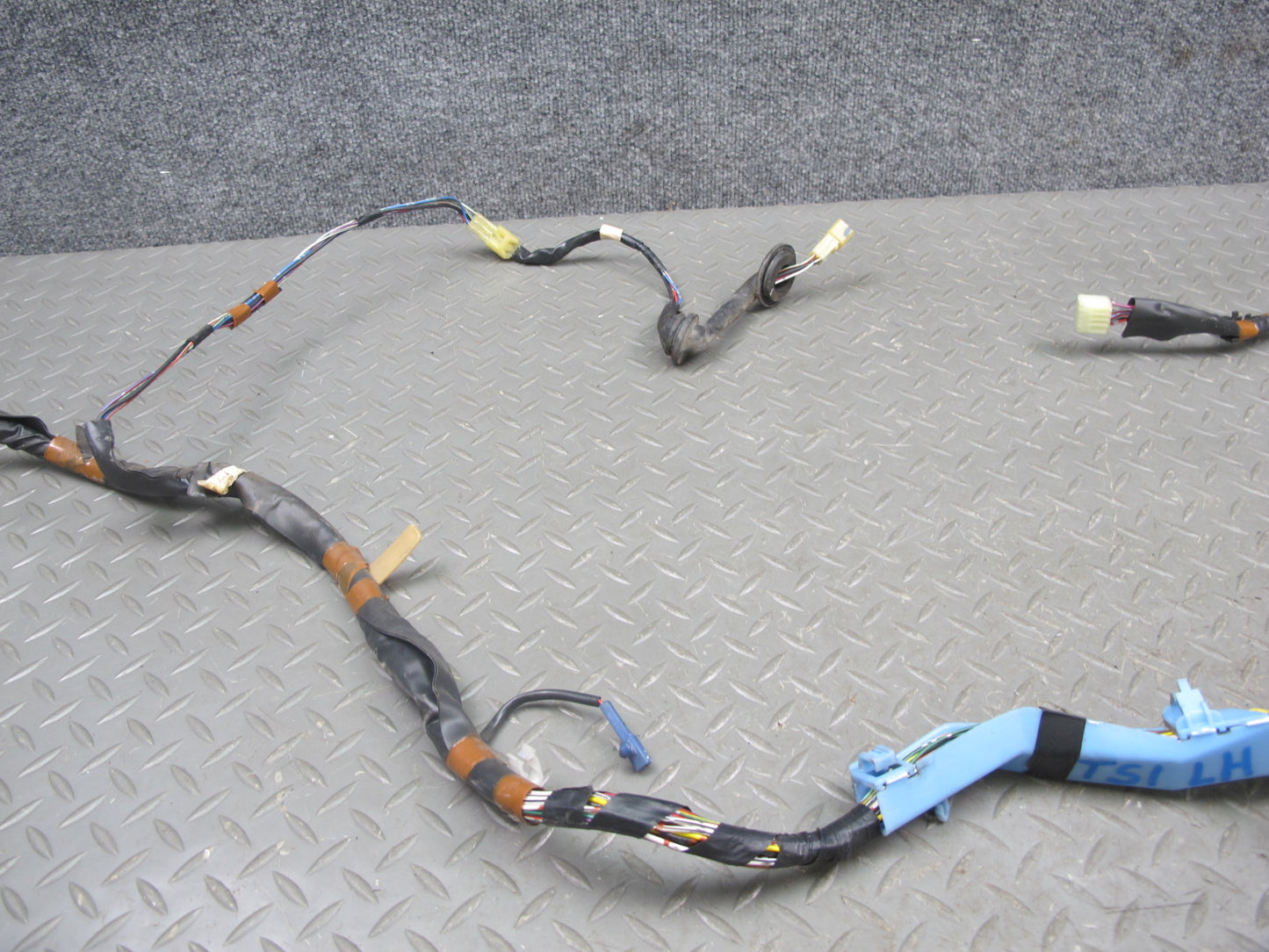 1987 Toyota Supra MA71 Rear Left Body Taillight Wire Wiring Harness OEM