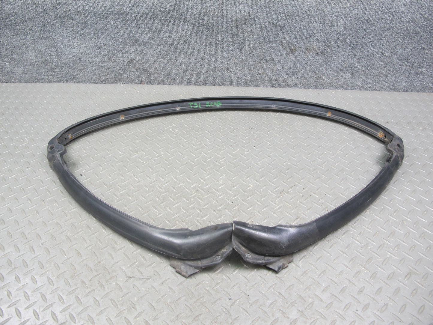 87-92 Toyota Supra MA71 Set of 2 Targa TOP Roof Weatherstrip Rubber Seal OEM