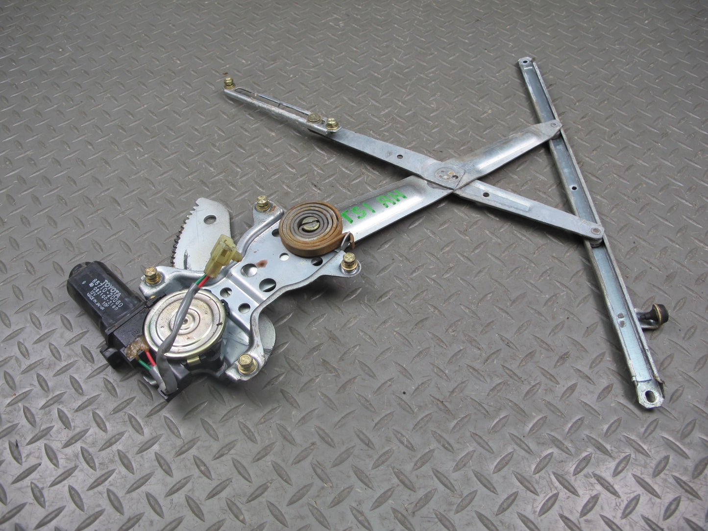 86-92 Toyota Supra MA71 Right Door Window Regulator w Motor OEM