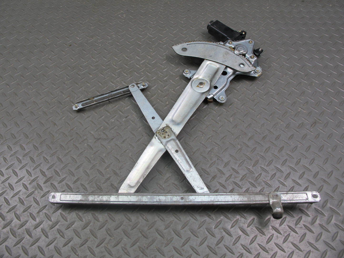 86-92 Toyota Supra MA71 Right Door Window Regulator w Motor OEM