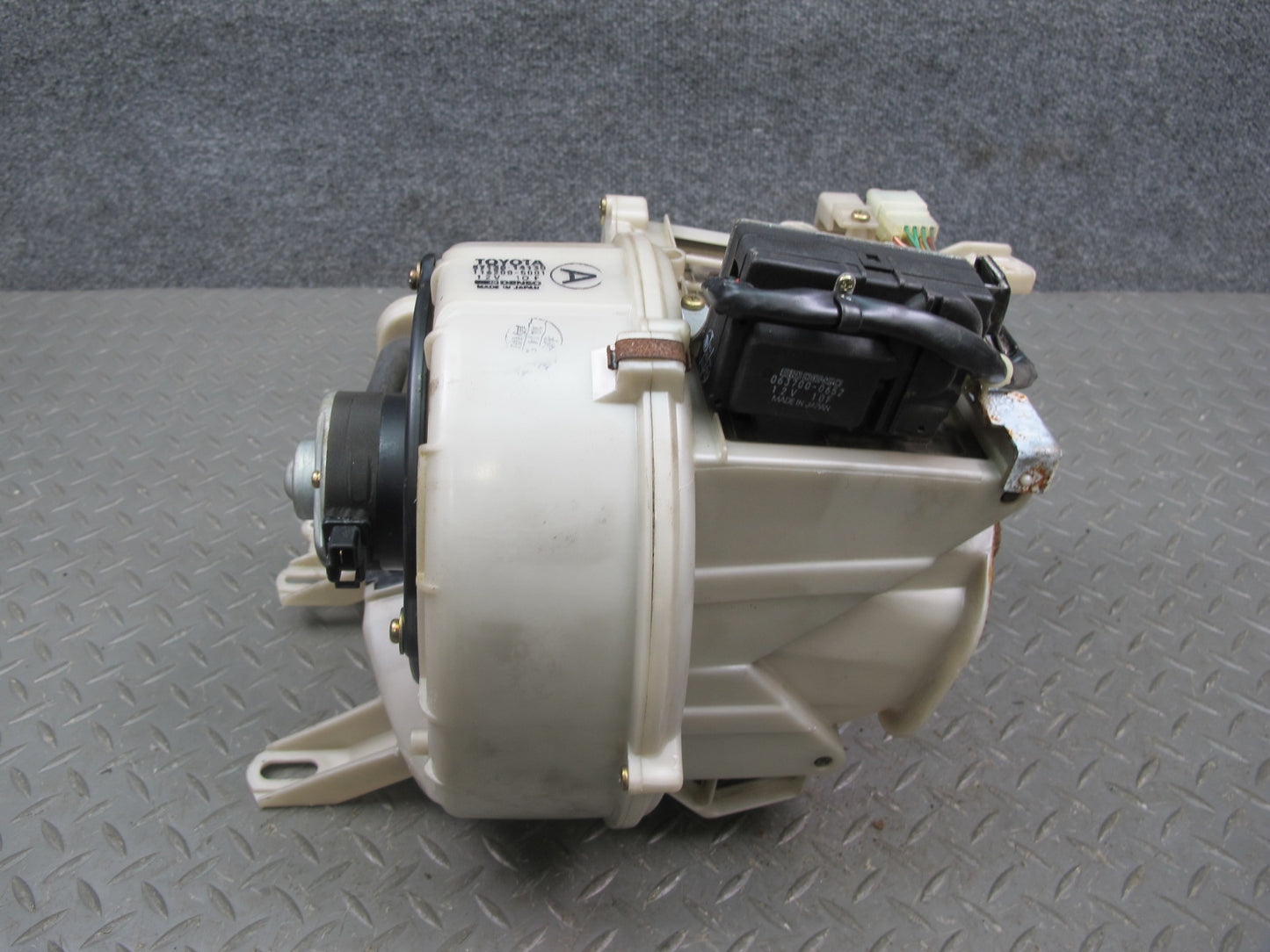 86-92 Toyota Supra MA71 Hvac Heater Blower Fan & Housing Assembly OEM