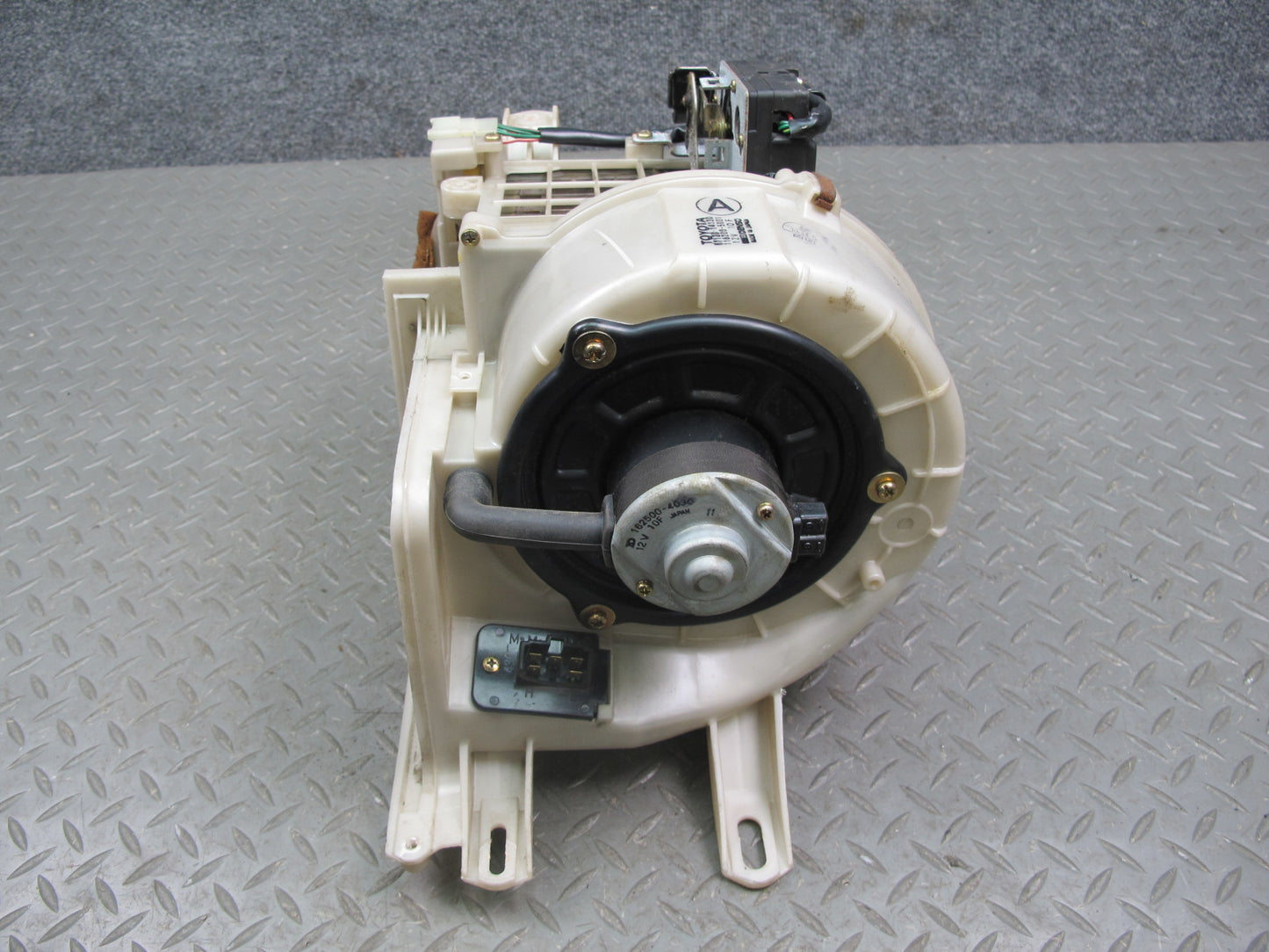 86-92 Toyota Supra MA71 Hvac Heater Blower Fan & Housing Assembly OEM
