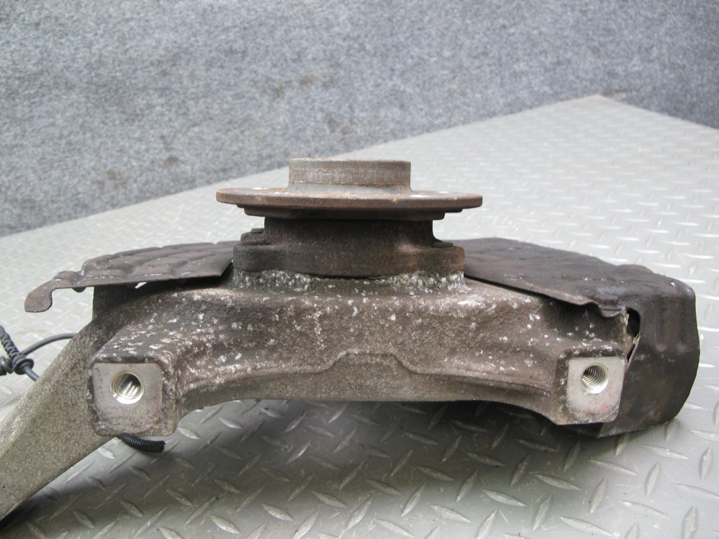 14-17 Maserati Ghibli SQ4 Front Left Wheel Hub Spindle Knuckle 40K Miles OEM