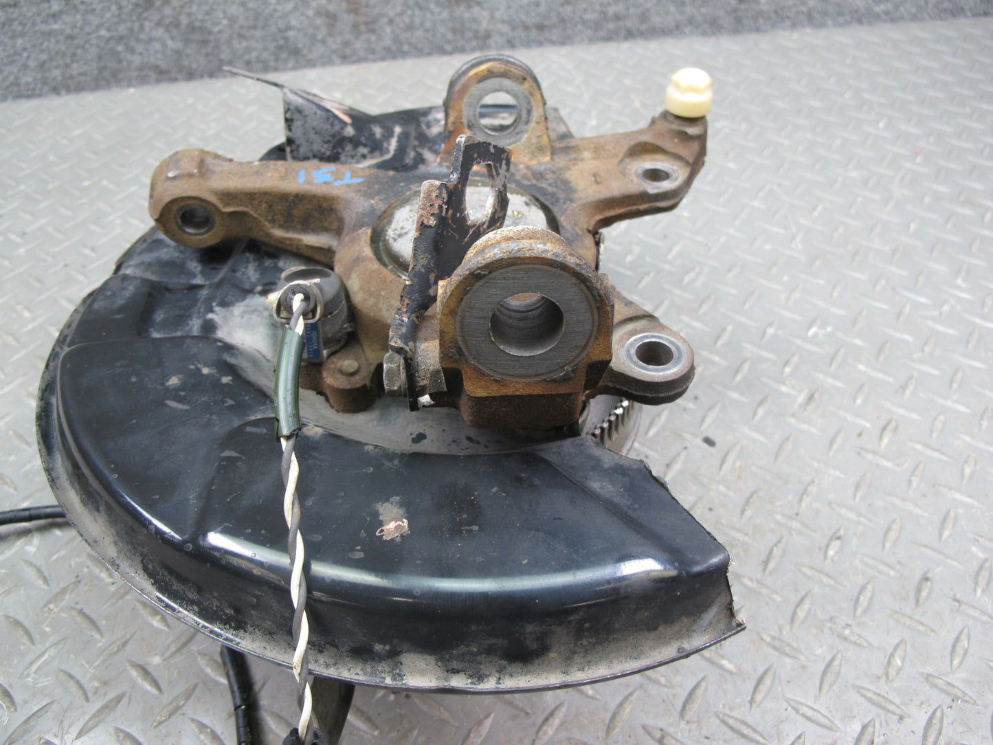 86-90 Toyota Supra MA71 ABS Front Left Spindle Knuckle Wheel Hub Bearing OEM