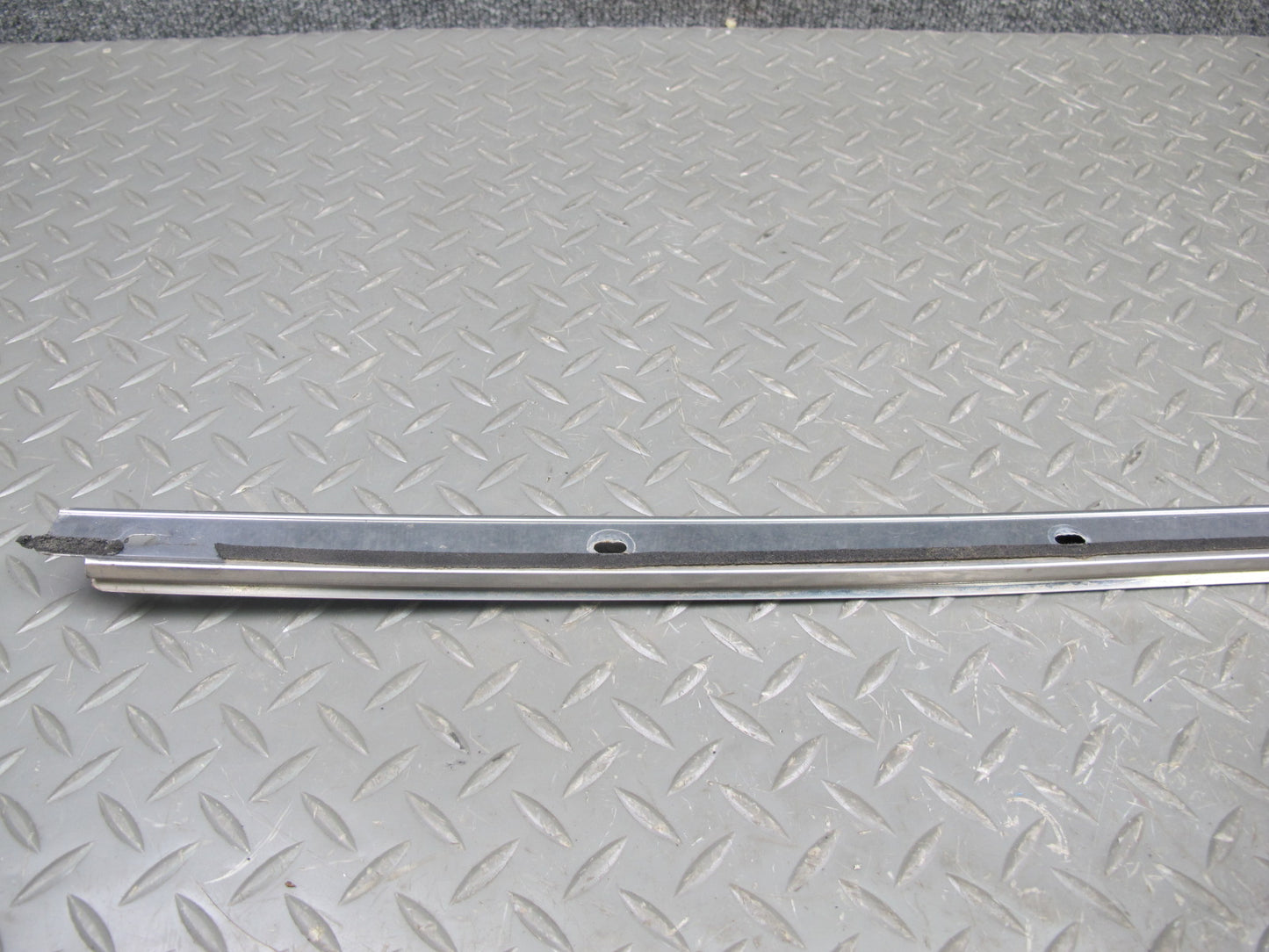 87-92 Toyota Supra MA71 Targa Roof Door Glass Weatherstrip Guide Set OEM