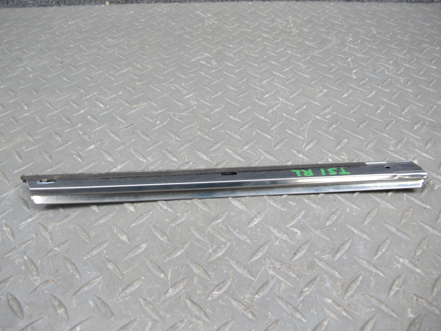 87-92 Toyota Supra MA71 Targa Roof Door Glass Weatherstrip Guide Set OEM