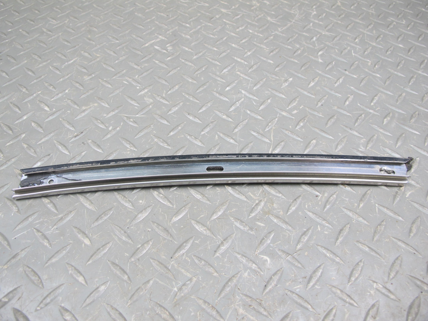 87-92 Toyota Supra MA71 Targa Roof Door Glass Weatherstrip Guide Set OEM
