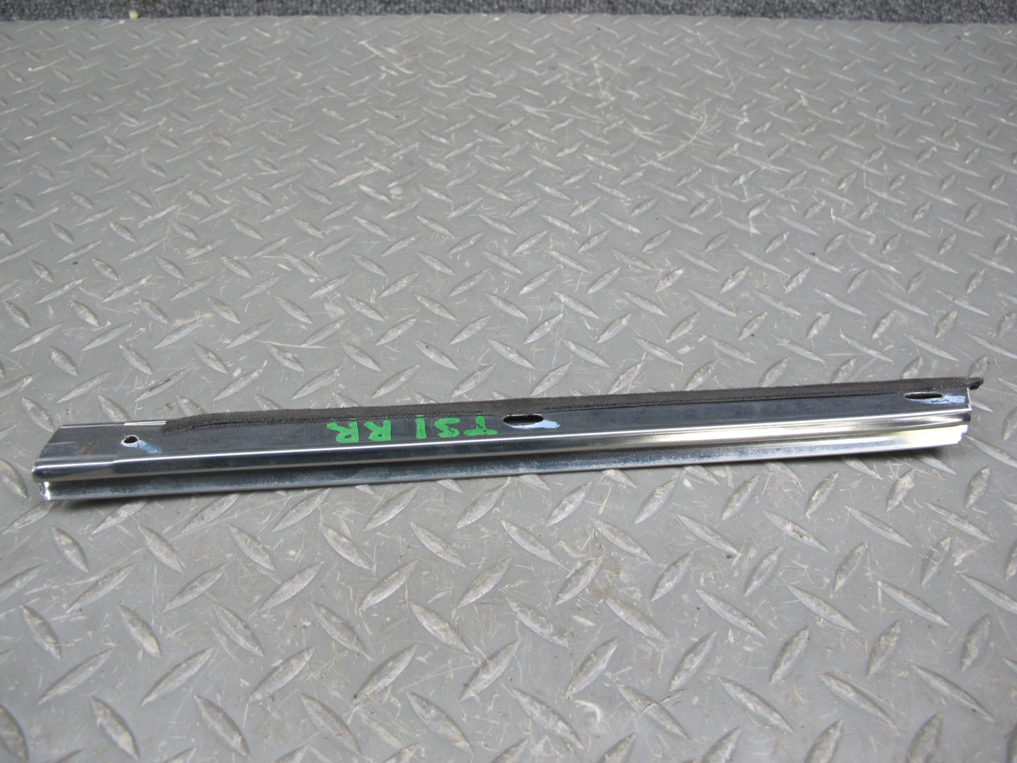 87-92 Toyota Supra MA71 Targa Roof Door Glass Weatherstrip Guide Set OEM