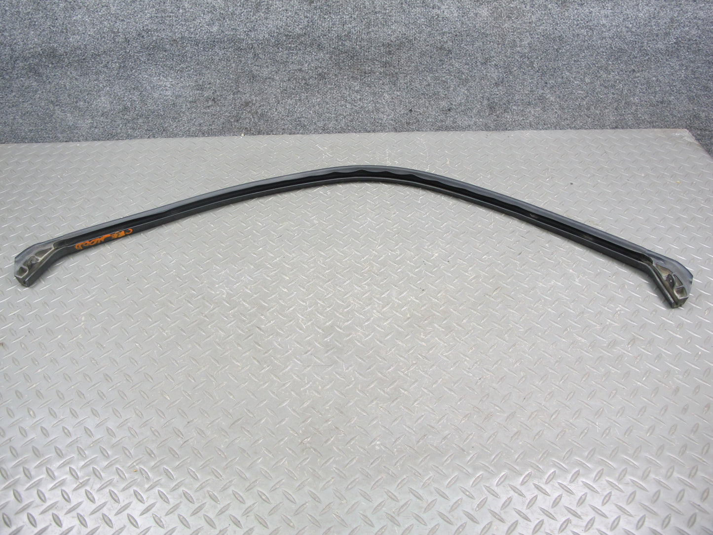 03-06 Chevrolet SSR Front Hood Rear Weatherstrip Rubber Seal 15114843 OEM