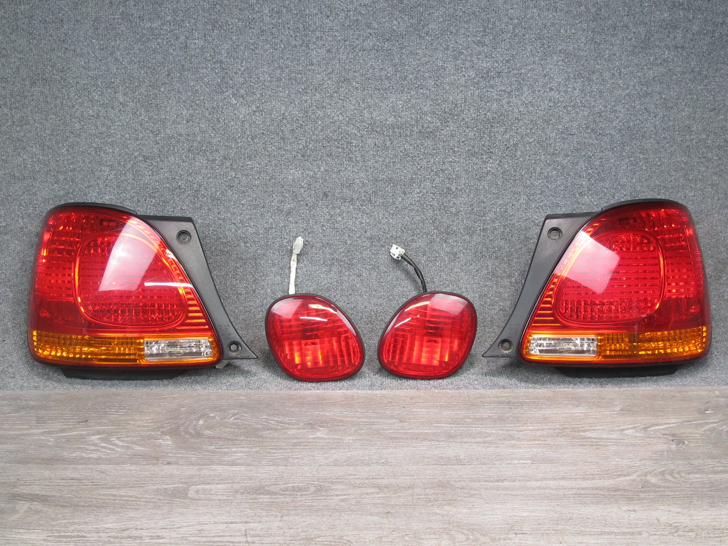 01-05 Lexus JZS160 GS430 GS300 Set of 4 Rear Inner & Outer Tail Light Lamp OEM