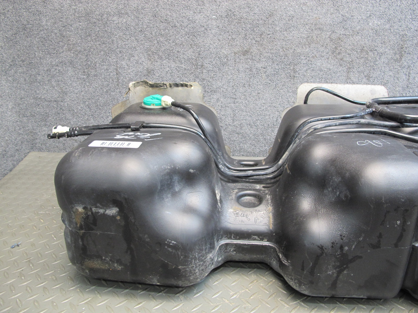 05-06 Chevrolet SSR Fuel Gas Tank Assembly OEM