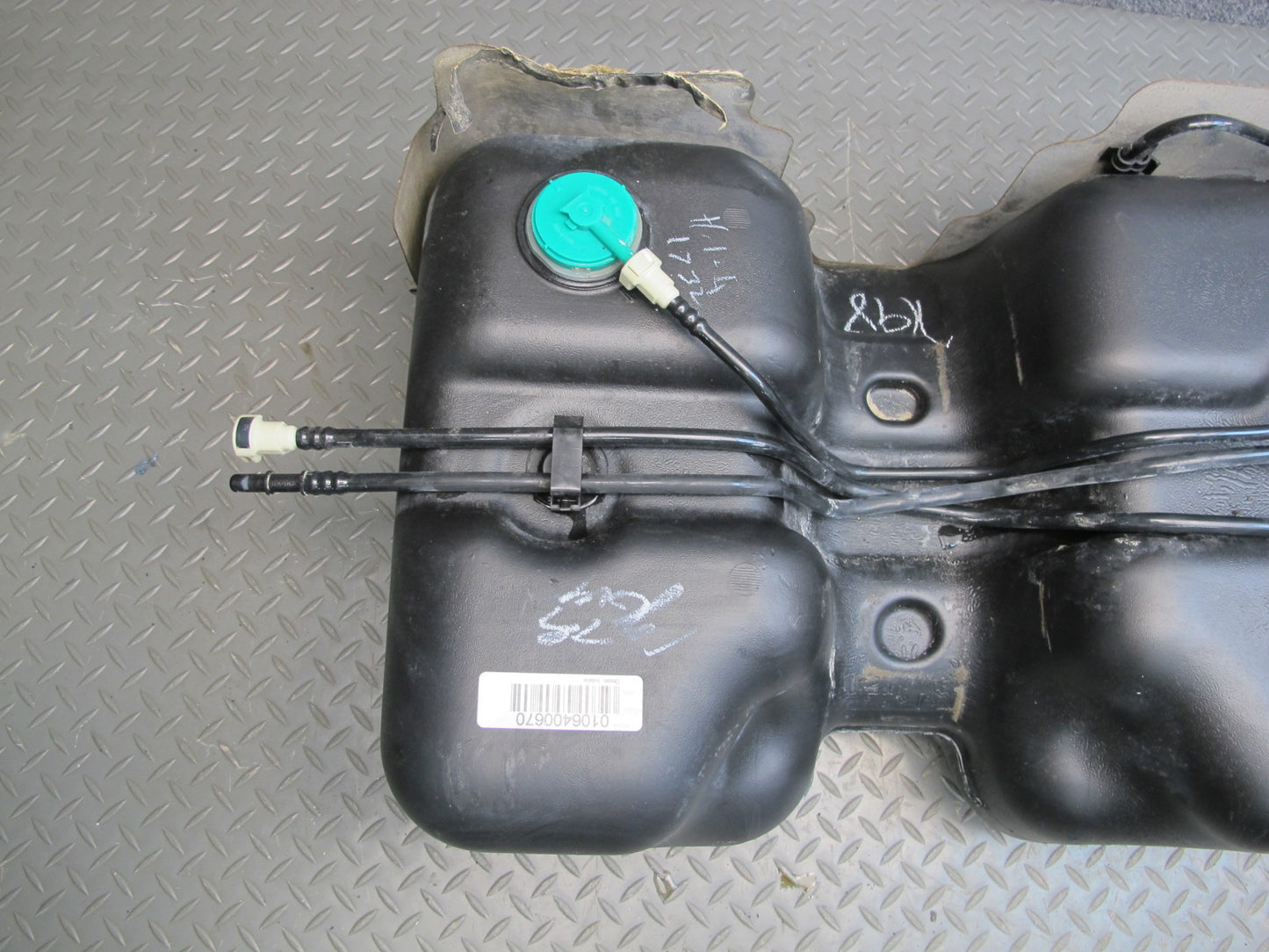 05-06 Chevrolet SSR Fuel Gas Tank Assembly OEM