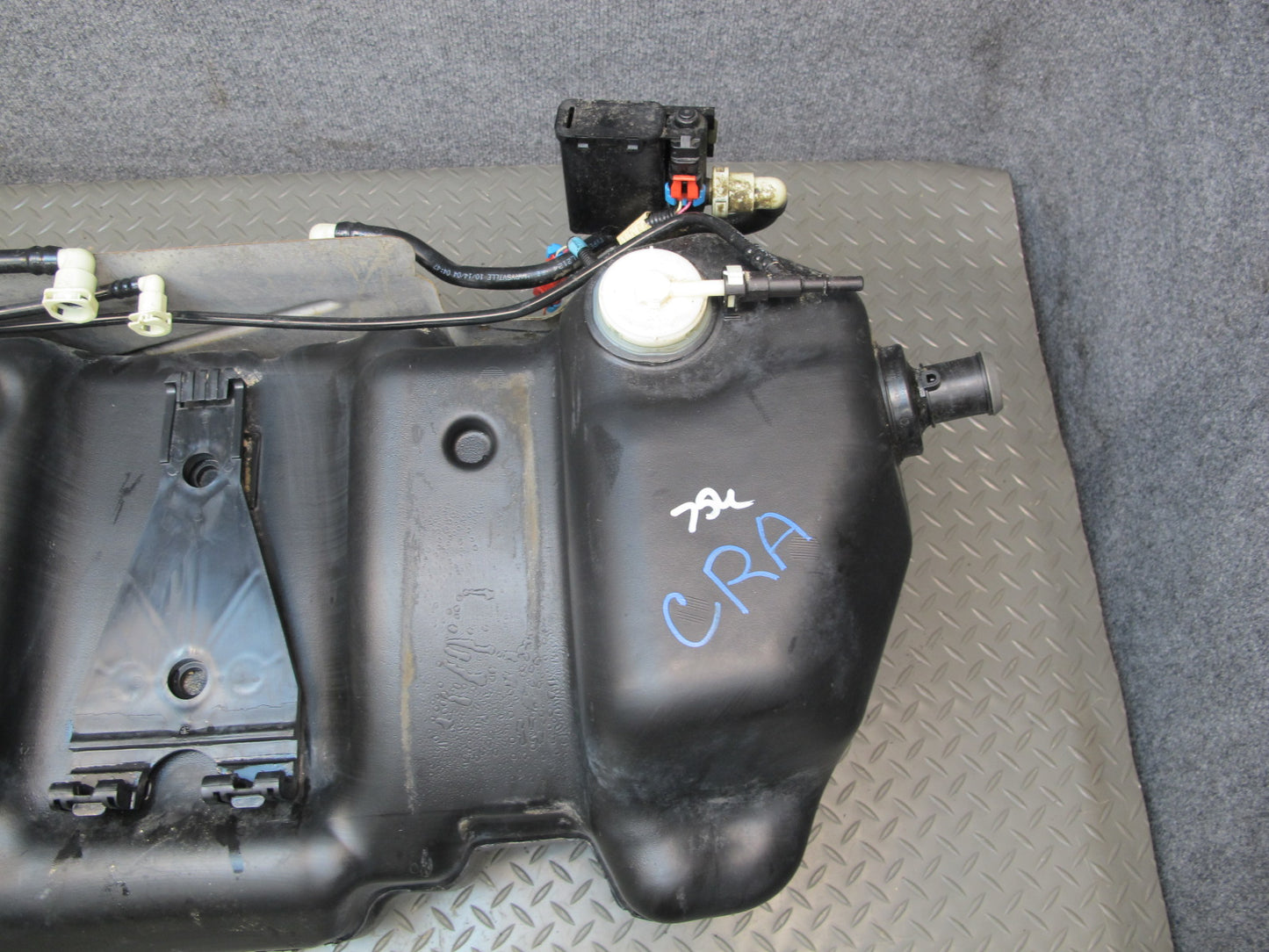 05-06 Chevrolet SSR Fuel Gas Tank Assembly OEM