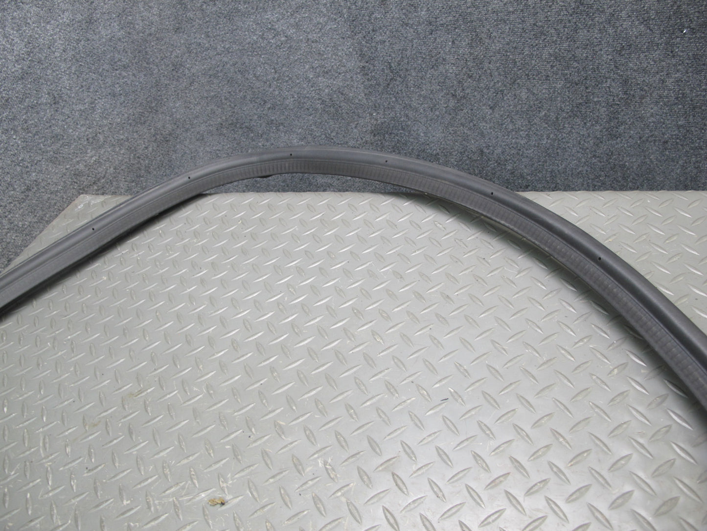 03-06 Chevrolet SSR Rear Tonneau BED Cover Rubber Weatherstrip Seal OEM