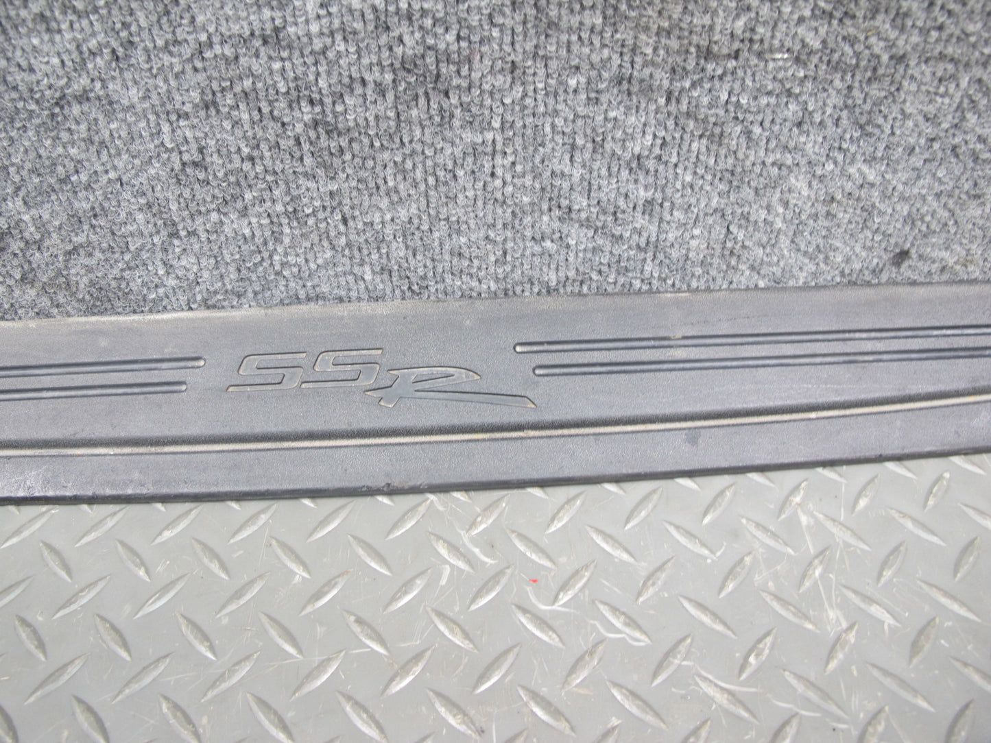 03-06 Chevrolet SSR Set of 2 Left & Right Door Sill Scuff Plate Trim OEM