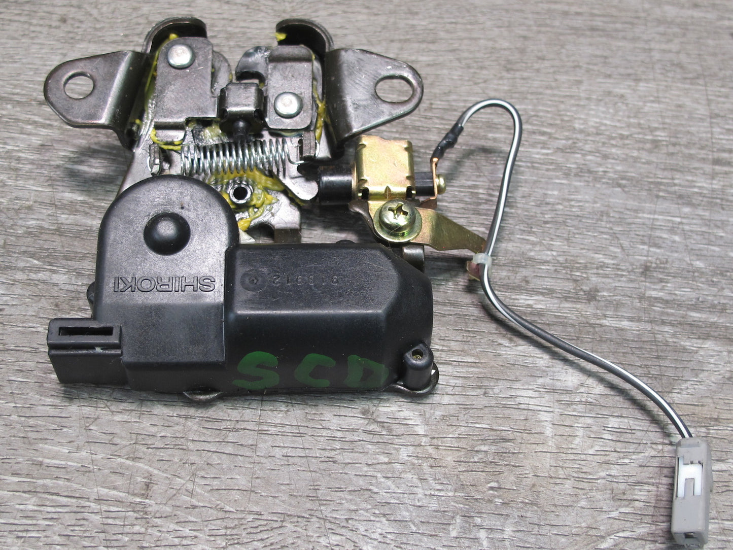 92-00 Lexus UZZ30L SC300 SC400 Rear Trunk Lid Lock Latch Actuator OEM