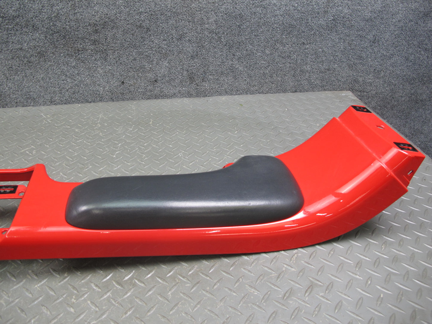 03-06 Chevrolet SSR A/T Center Console Trim Cover Panel RED w Armrest OEM