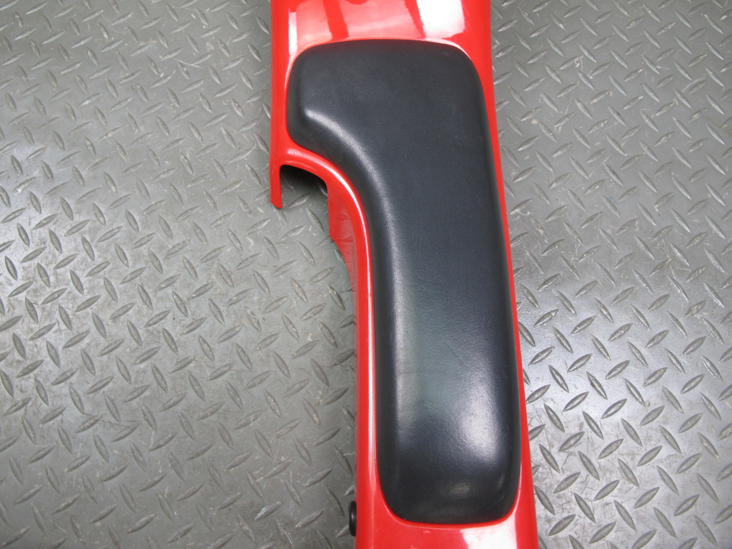 03-06 Chevrolet SSR A/T Center Console Trim Cover Panel RED w Armrest OEM