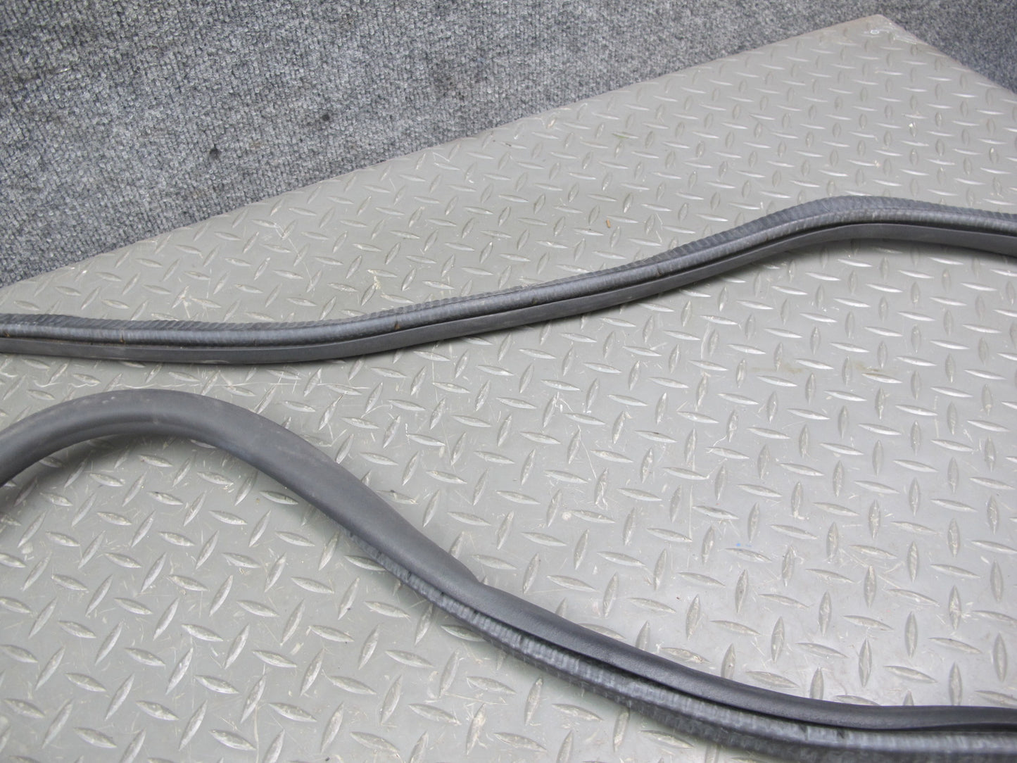 2010-2016 Porsche Panamera 970 Front & Rear Door Weatherstrip Seal Set of 4