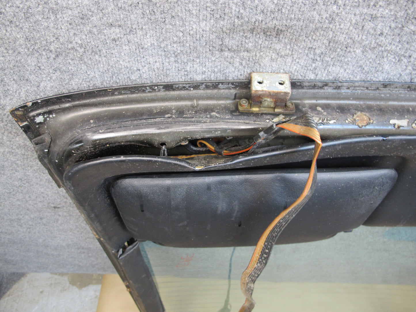 1983-1986 Porsche 928 S Rear Hatch Trunk Lid Tail Liftgate W/ Glass
