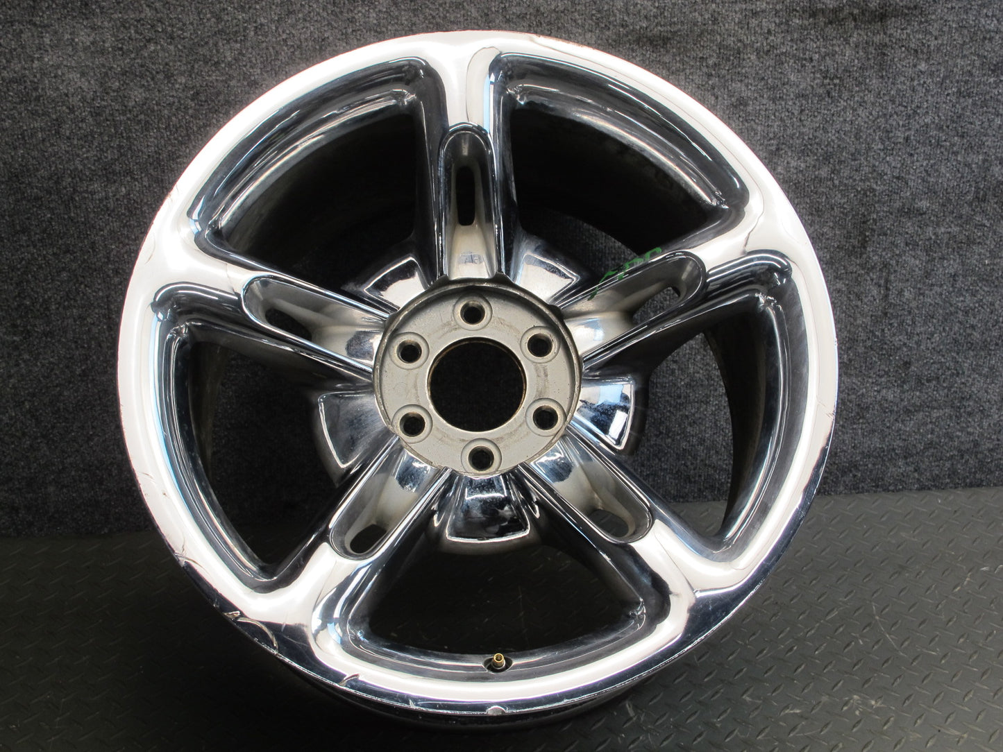 03-06 Chevrolet SSR Factory R20 20" Rear Chrome Wheel Rim 20x10J ET14 OEM