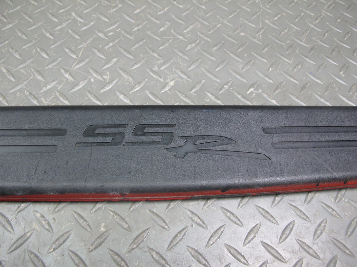 03-06 Chevrolet SSR Rear Tail Gate Step Sill Scuff Plate Trim Panel OEM