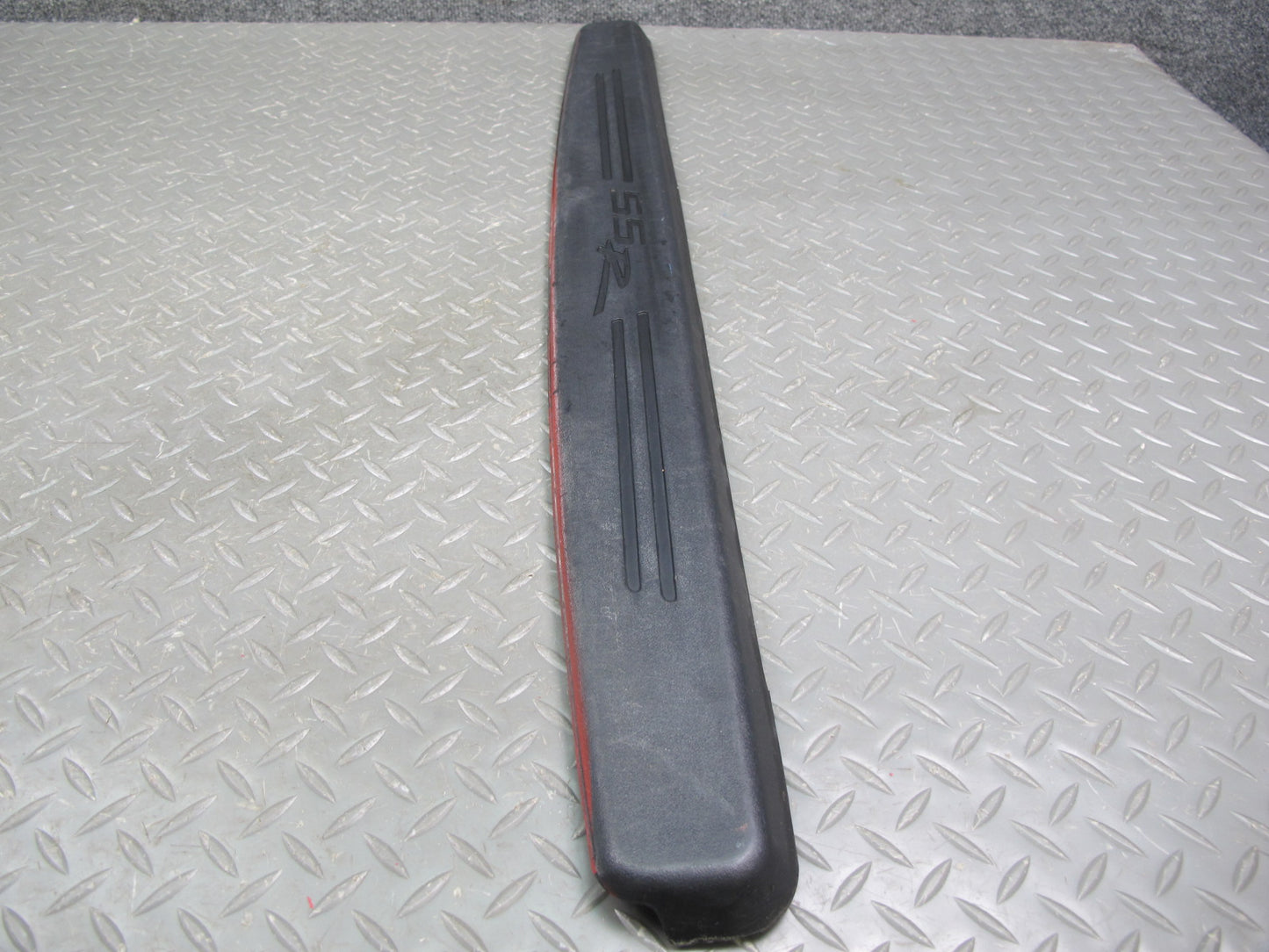 03-06 Chevrolet SSR Rear Tail Gate Step Sill Scuff Plate Trim Panel OEM