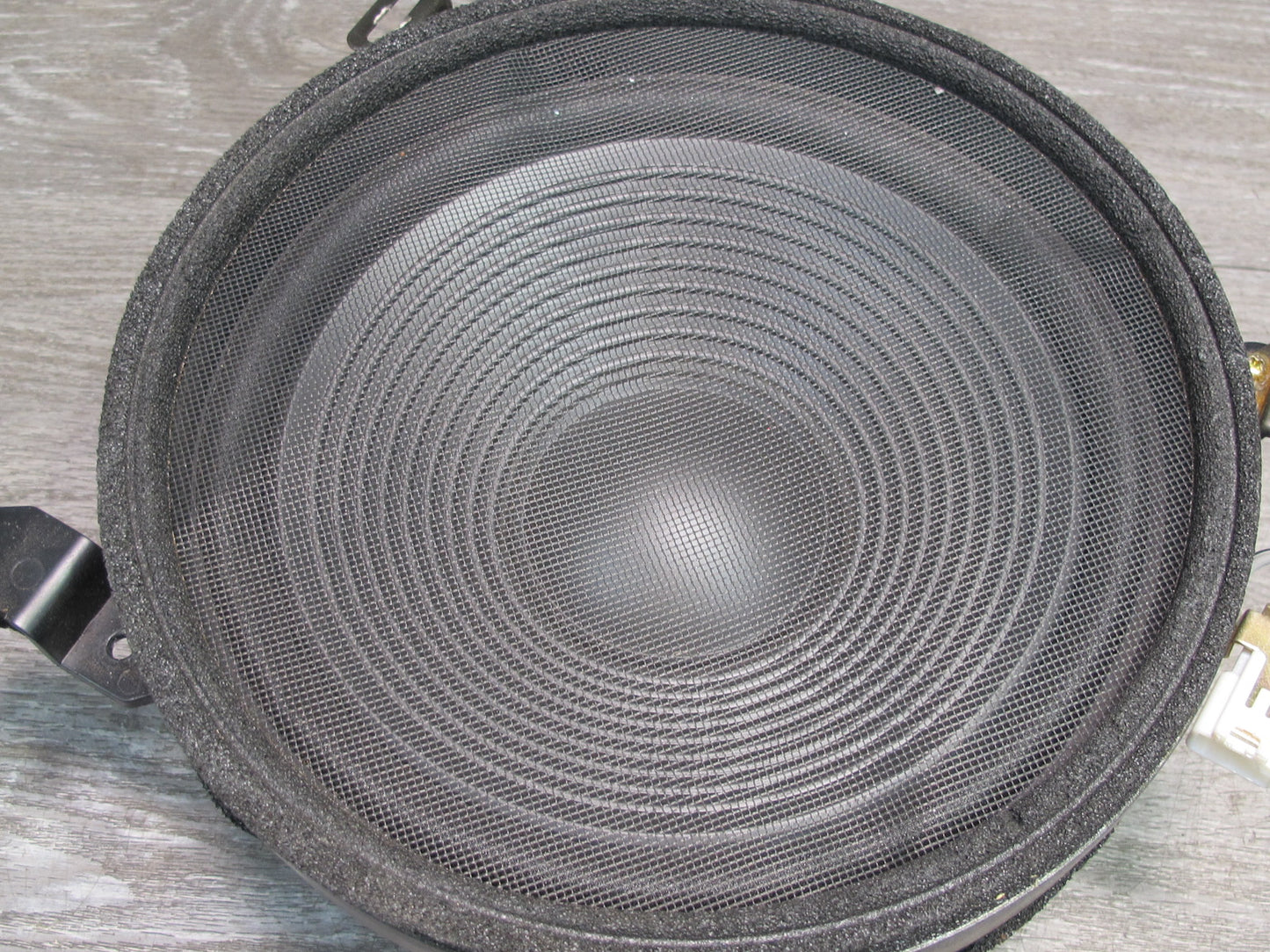 92-00 Lexus UZZ30L SC300 SC400 Rear Subwoofer Speaker 86160-24320 OEM