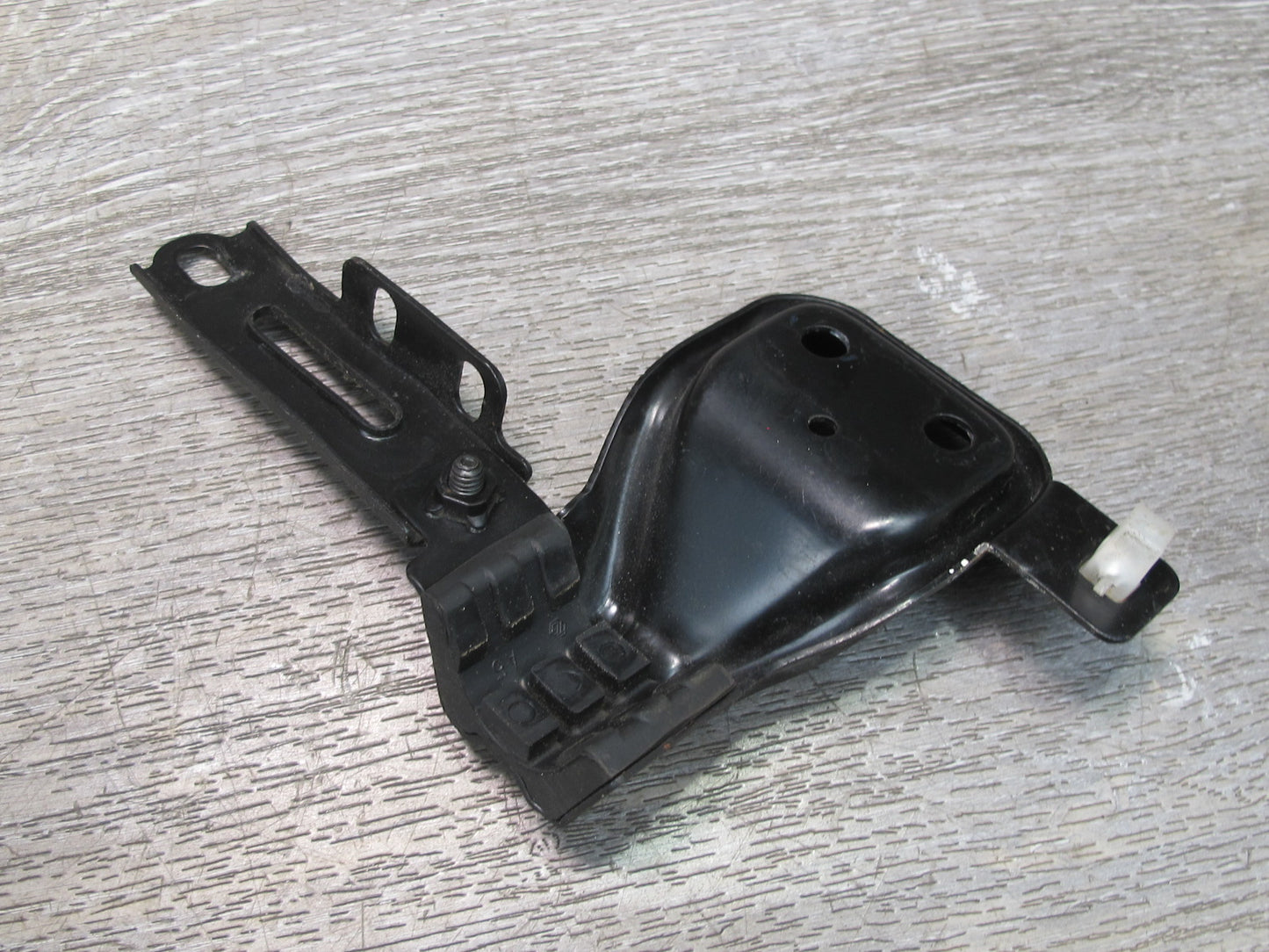92-00 Lexus UZZ30L SC300 SC400 Engine Radiator Mount Bracket Support Set OEM