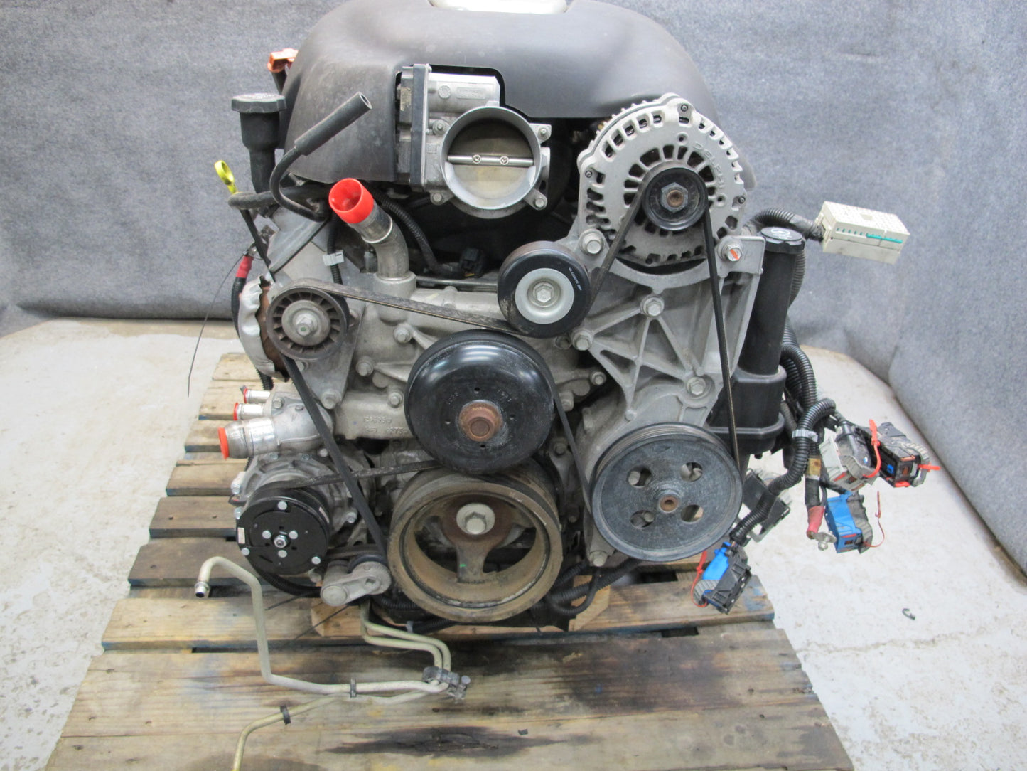 05-06 Chevrolet SSR 6.0L LS2 RWD Engine Motor 4L65E Auto Transmission Assembly