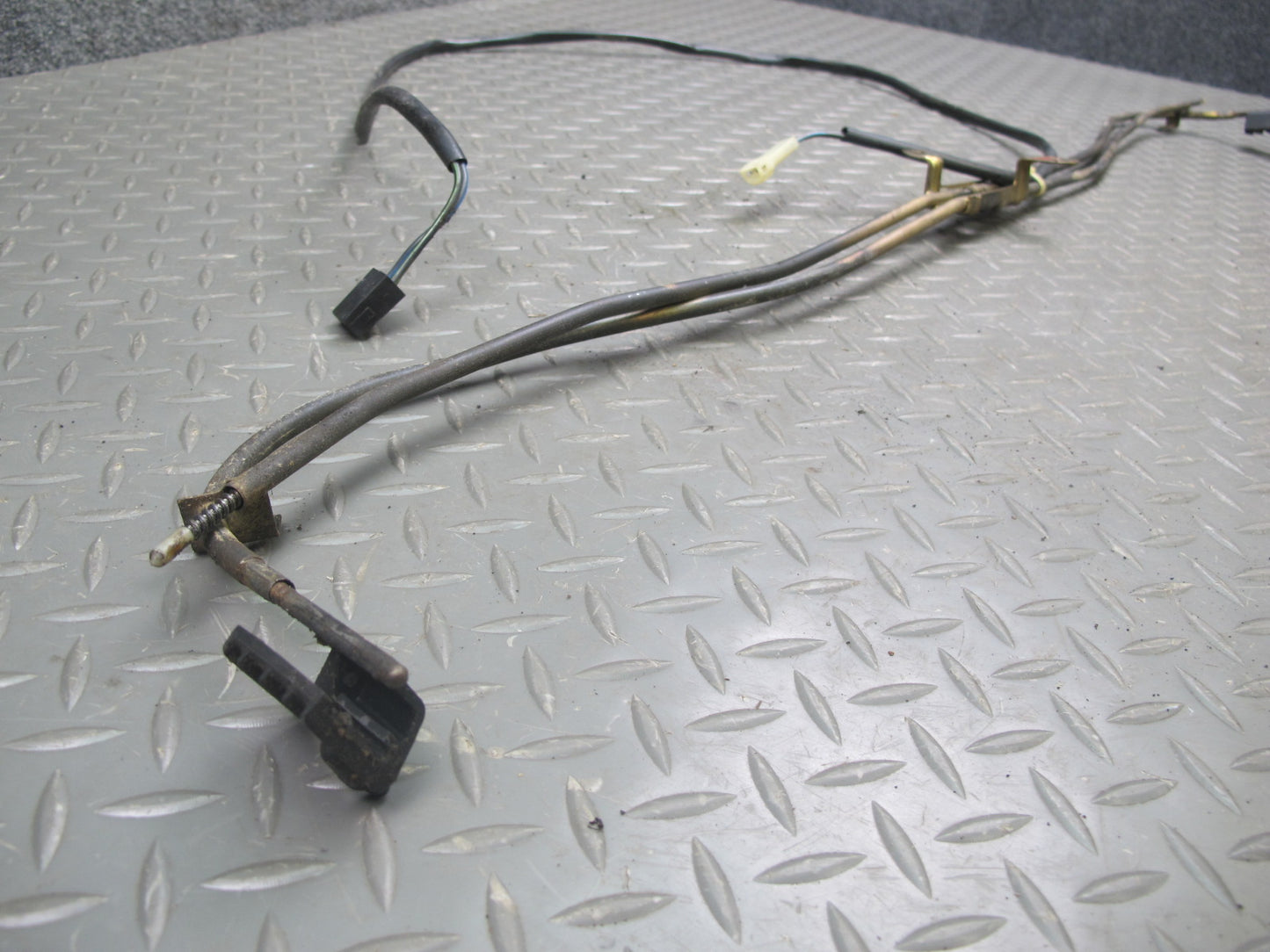 1983-1989 Porsche 928 S Sunroof Moon Roof Guide Tube Slide Cable Assembly