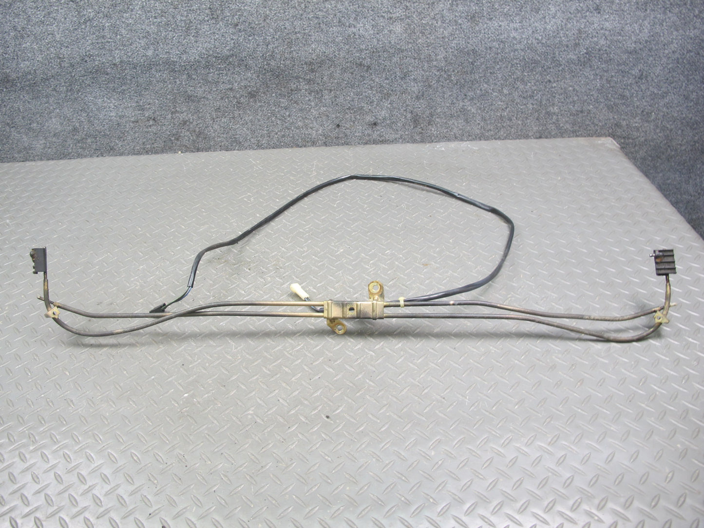 1983-1989 Porsche 928 S Sunroof Moon Roof Guide Tube Slide Cable Assembly